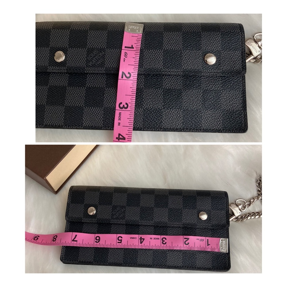 Chain Wallet amazing Condition. - Picture 10 of 15